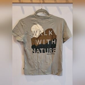 Fjällräven Walk With Nature T-Shirt in Green